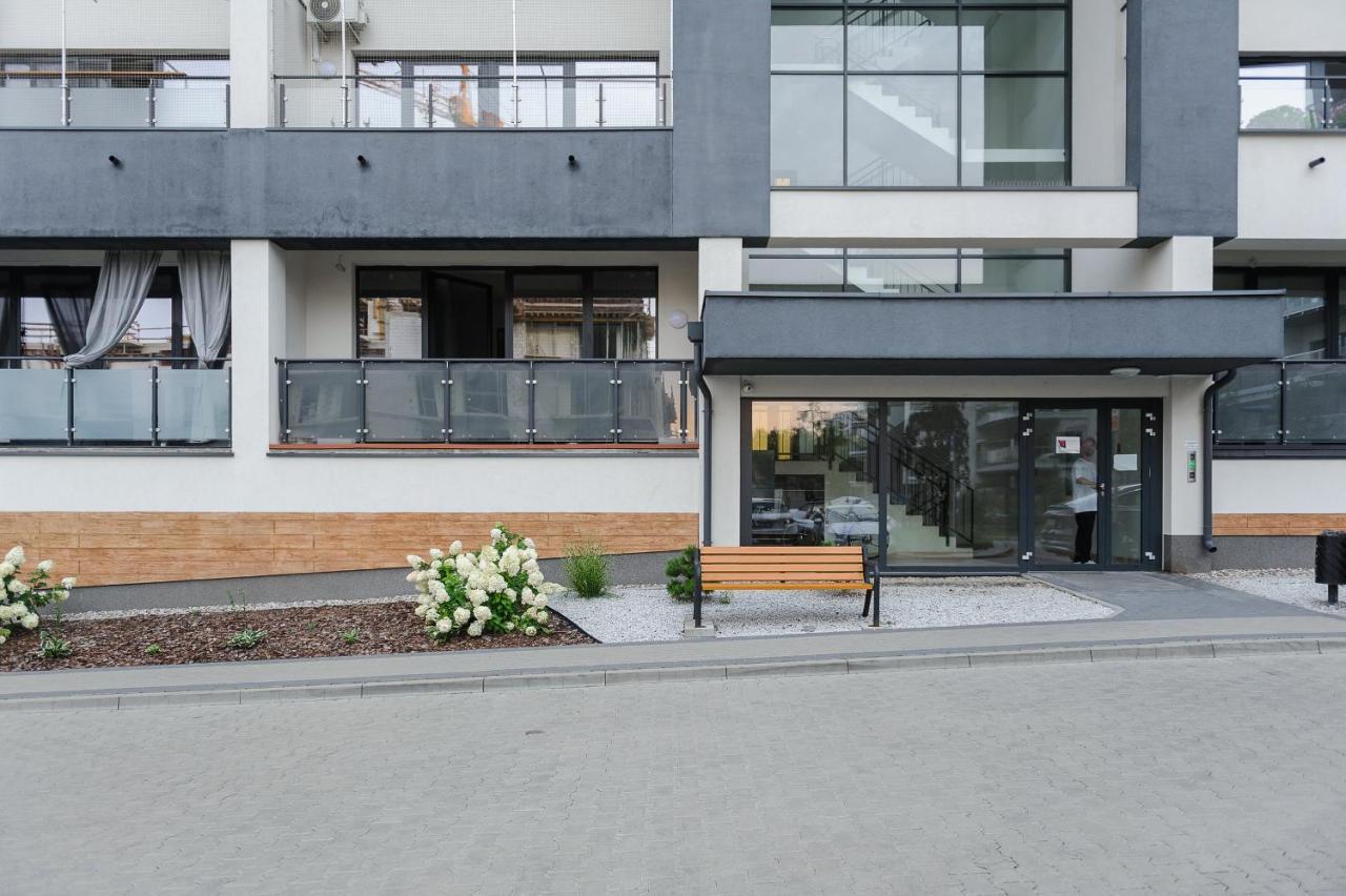 Lumina Apartment With Balcony Overlooking The Park Lódź Exterior foto